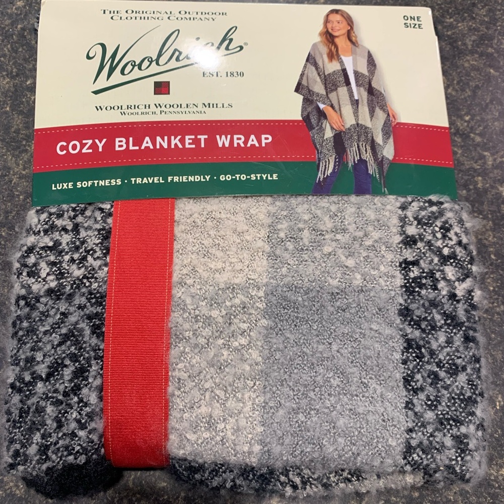 Woolrich Cozy Blanket Wrap